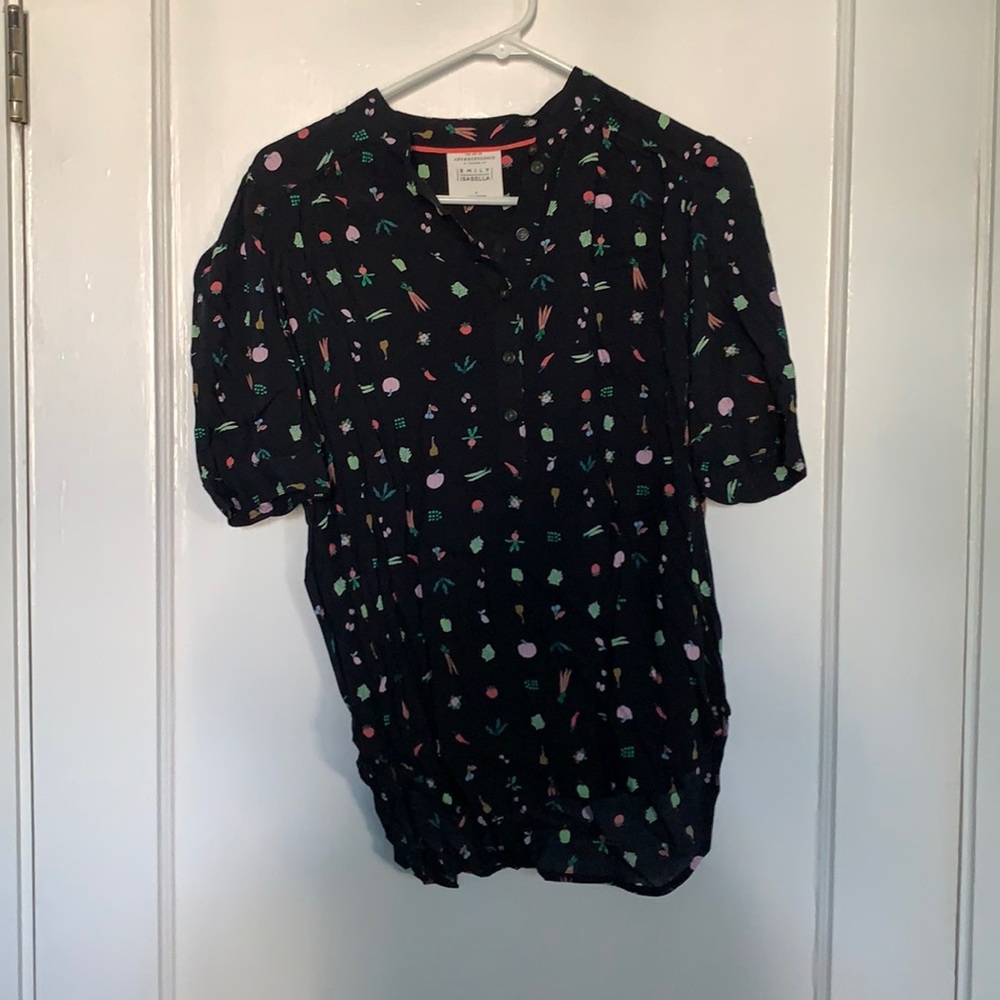 Anthro veggie top!
